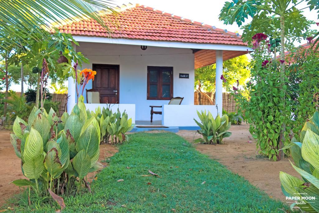 Paper Moon Kudils Hotel Baía de Arugam Exterior foto