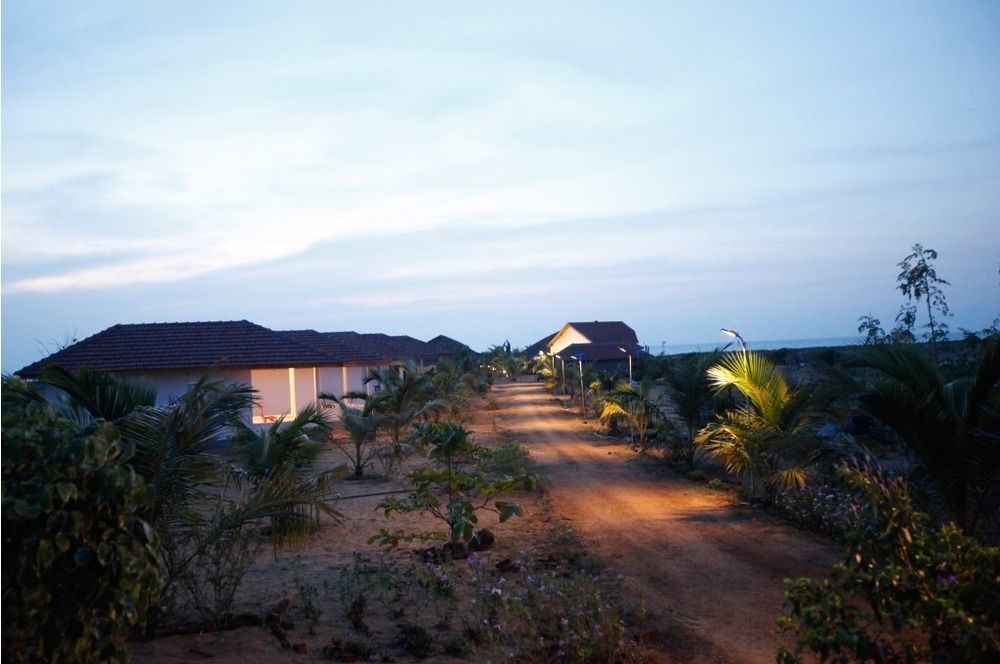 Paper Moon Kudils Hotel Baía de Arugam Exterior foto